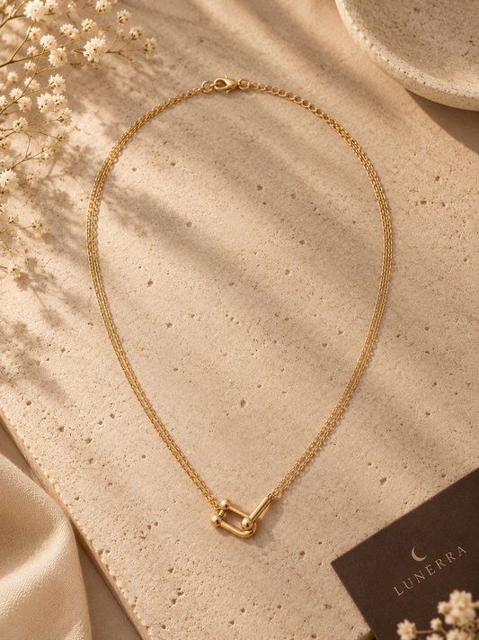 Minimalist Anchor Chain
