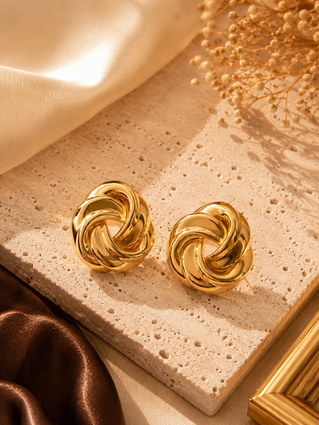 Éclat Knot Studs
