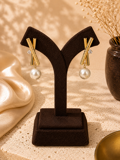 Gilded Interlace Pearl Drops