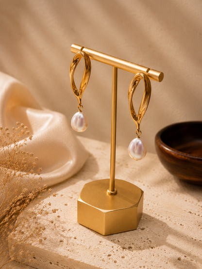 Elara Pearl Drop Earrings